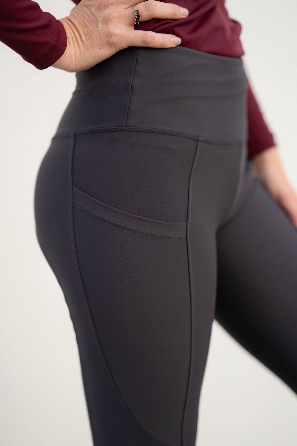 Define Full Seat Legging in Charcoal