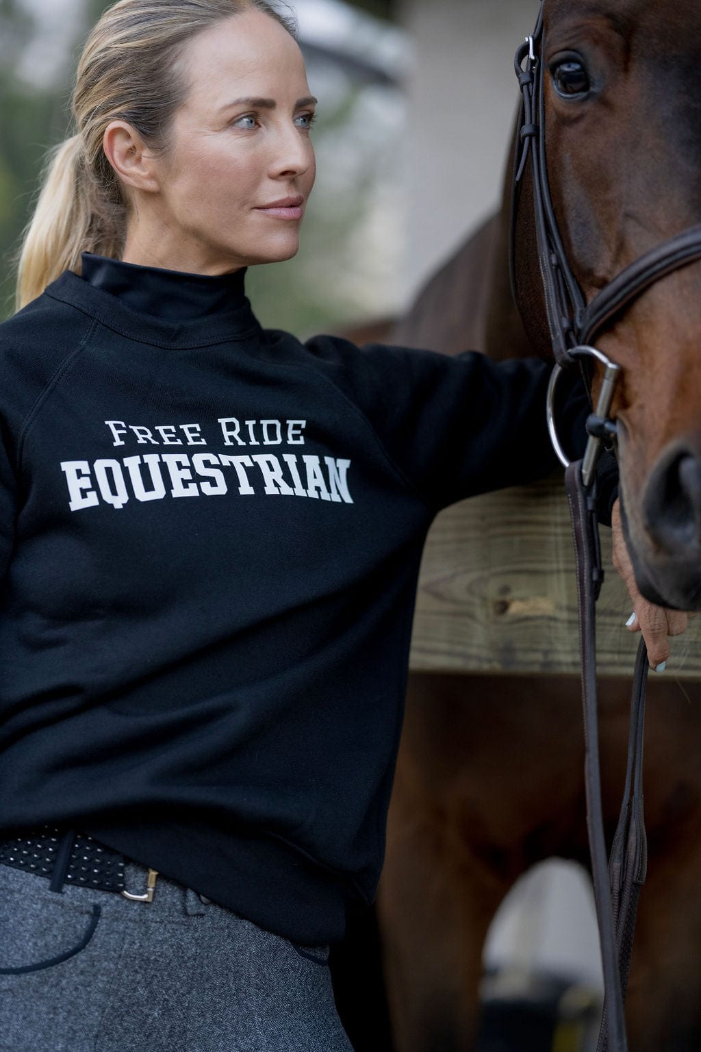 Varsity Logo Crew Neck in Black