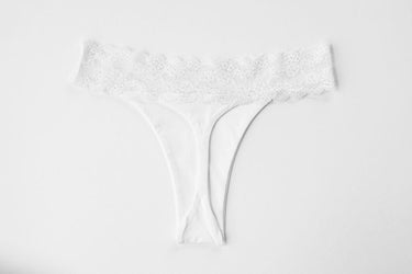 Bondie Thong | White