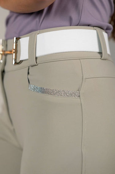Define Breeches | Sand